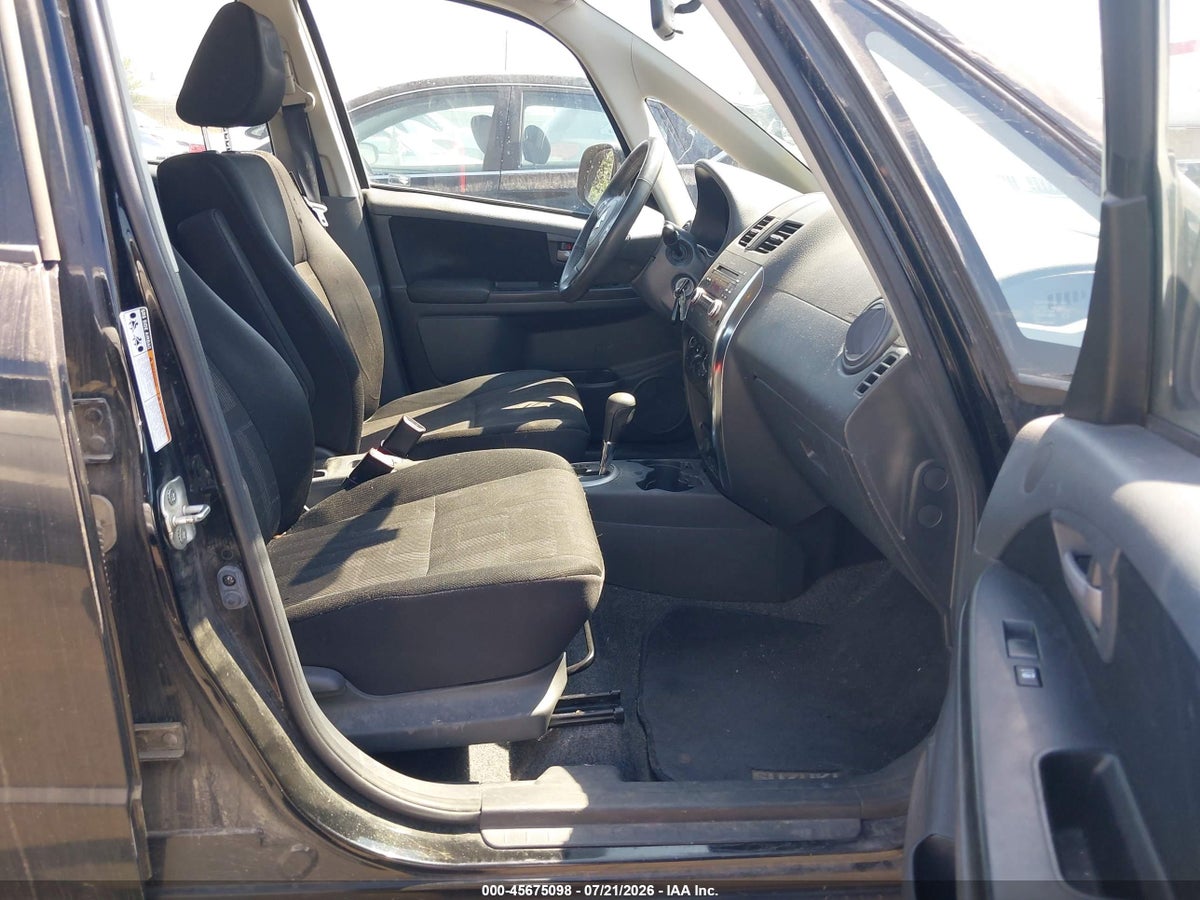 2012 SUZUKI SX4 PREMIUM/TECH VALU PKG (NAV) — снимка 5