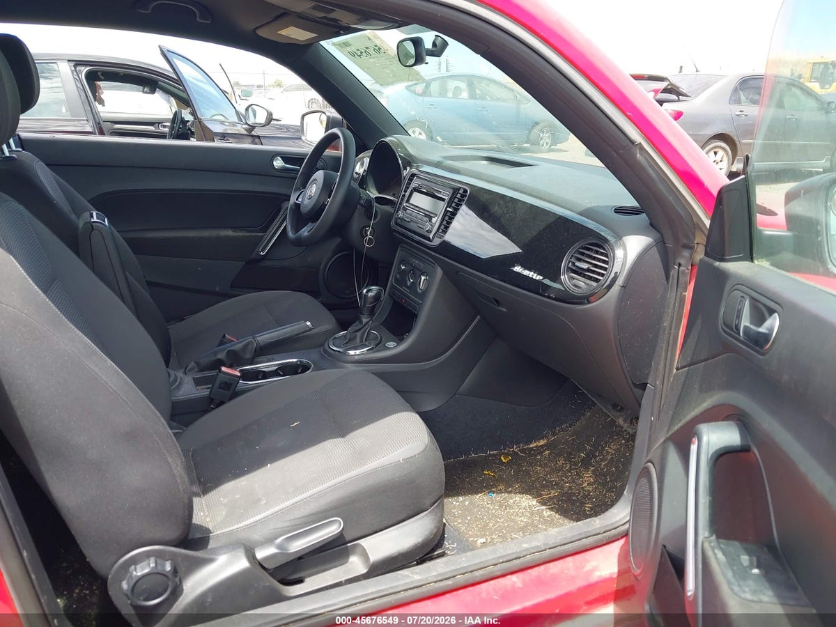 2013 VOLKSWAGEN BEETLE 2.5L ENTRY — снимка 5