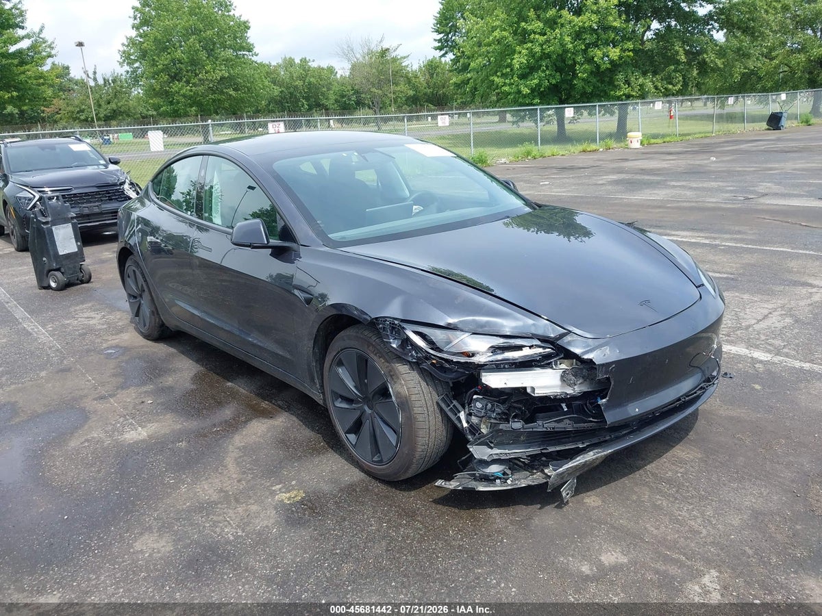 2026 TESLA MODEL 3 PREMIUM REAR-WHEEL DRIVE/REAR-WHEEL DRIVE
