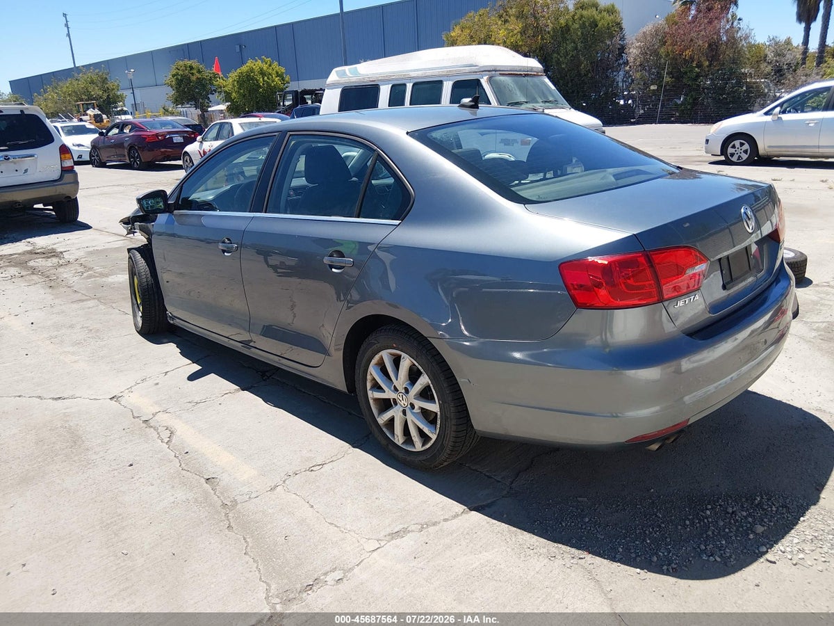 2013 VOLKSWAGEN JETTA 2.5L SE — снимка 3