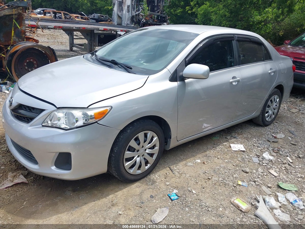 2012 TOYOTA COROLLA LE — снимка 2
