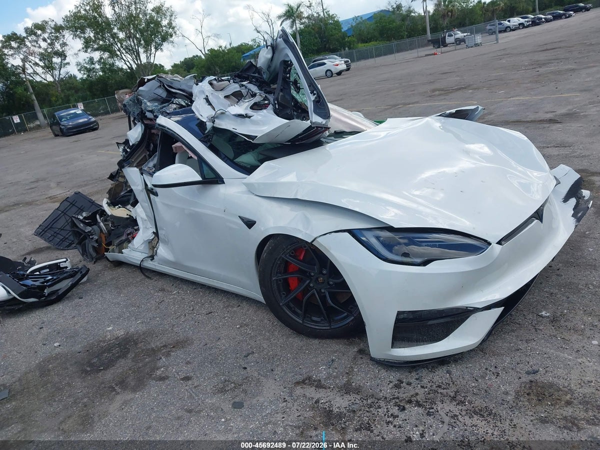 2026 TESLA MODEL S PLAID/SIGNATURE SERIES