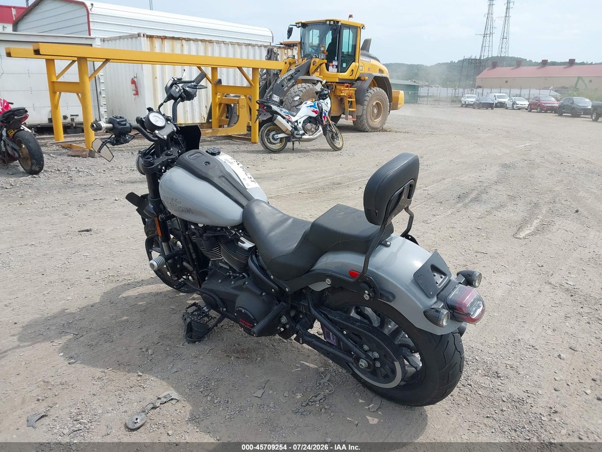 2025 HARLEY-DAVIDSON FXLRS — photo 3