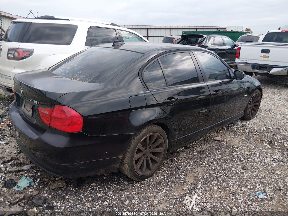2011 BMW 328I — снимка 4