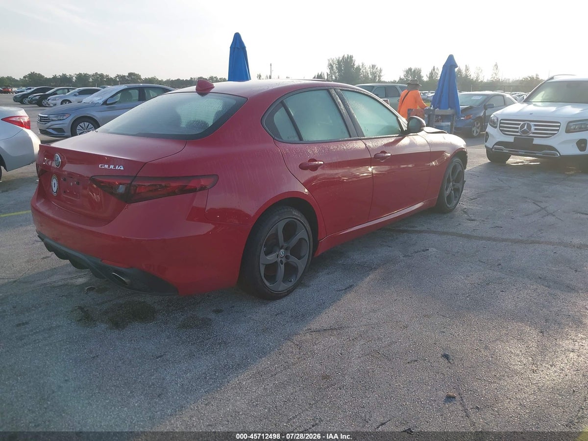 2017 ALFA ROMEO GIULIA AWD — снимка 4