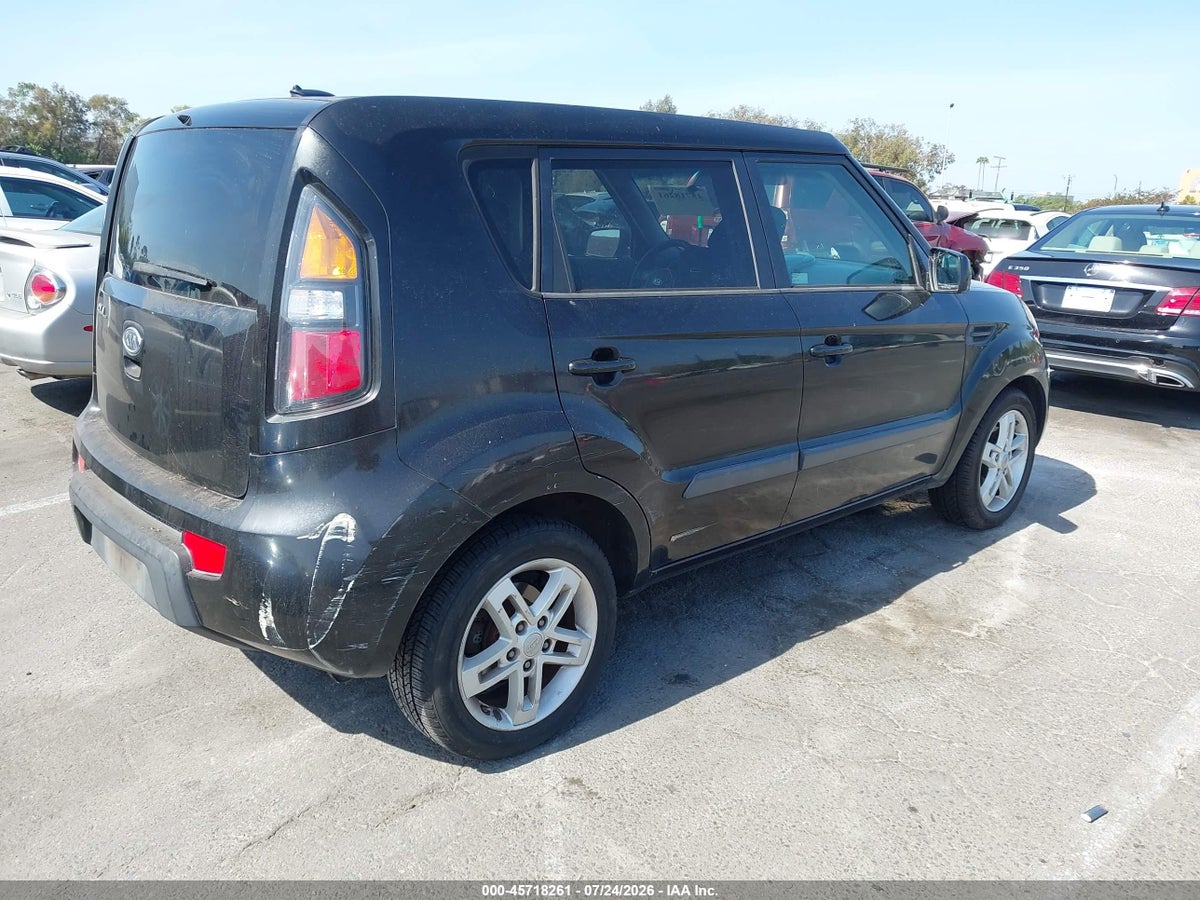 2011 KIA SOUL + — снимка 4
