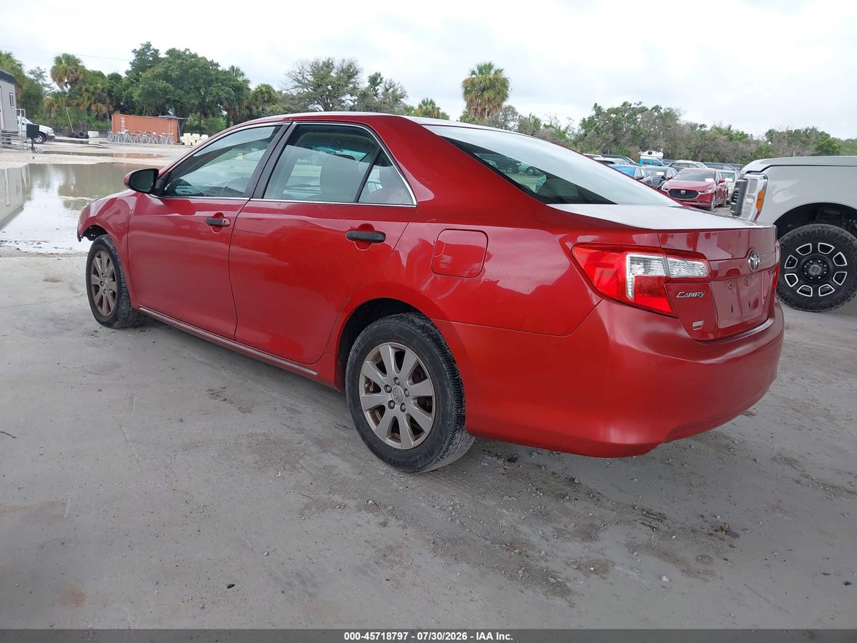 2012 TOYOTA CAMRY LE — снимка 3