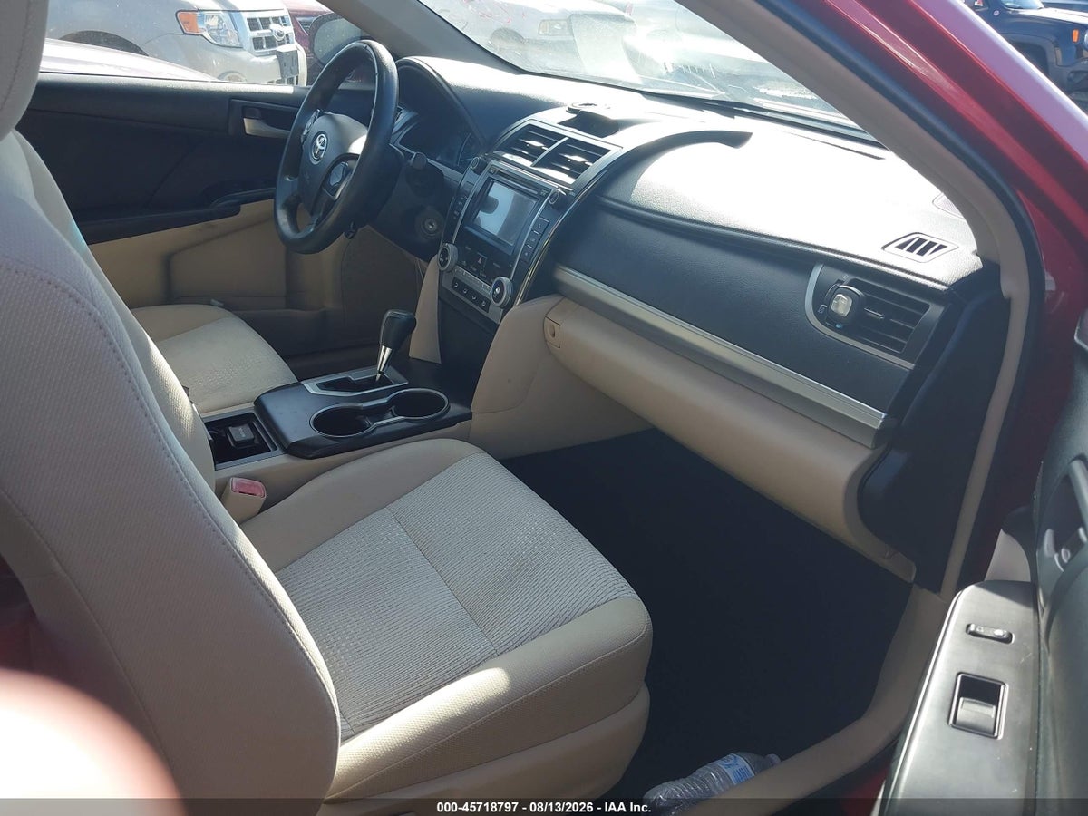 2012 TOYOTA CAMRY LE — снимка 5