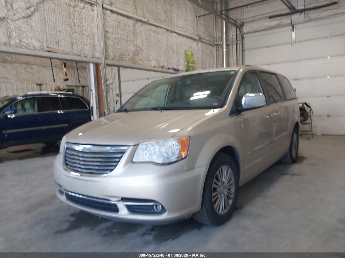 2014 CHRYSLER TOWN & COUNTRY TOURING-L — снимка 2