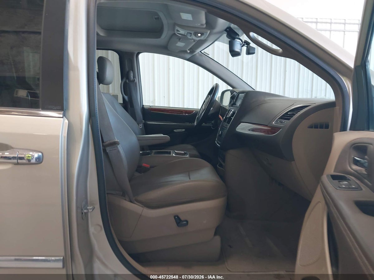 2014 CHRYSLER TOWN & COUNTRY TOURING-L — снимка 5