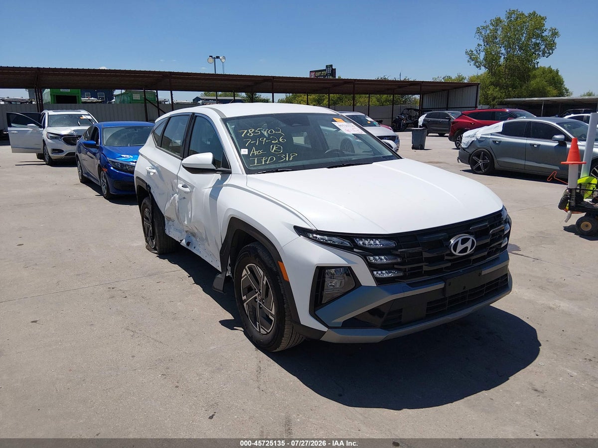 2026 HYUNDAI TUCSON HYBRID BLUE SE