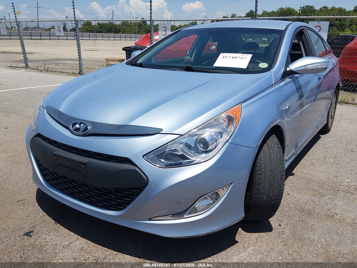 2013 HYUNDAI SONATA HYBRID LIMITED — снимка 2
