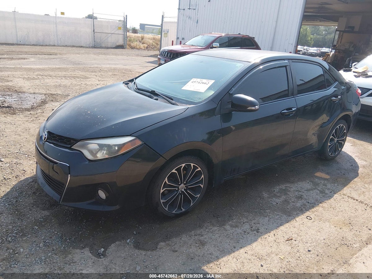 2014 TOYOTA COROLLA S PLUS — photo 2