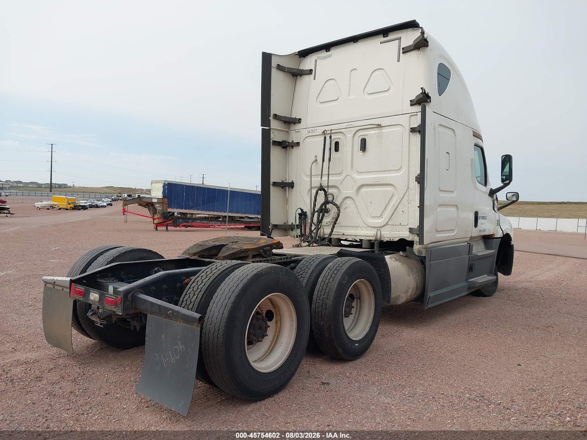 2020 FREIGHTLINER NEW CASCADIA 126 — снимка 4