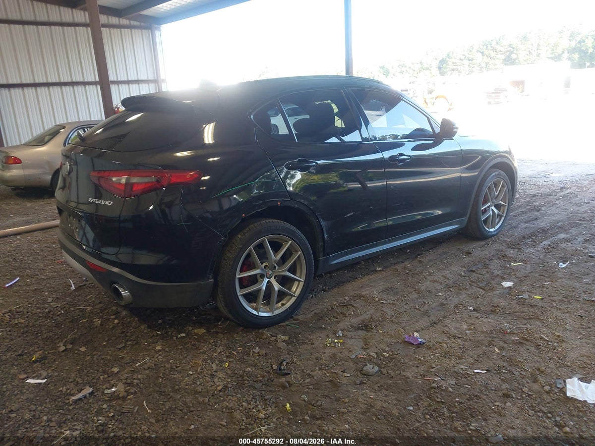 2018 ALFA ROMEO STELVIO TI SPORT AWD — photo 4