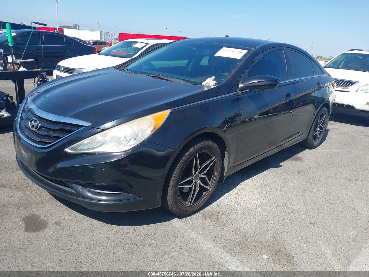 2013 HYUNDAI SONATA GLS — снимка 2