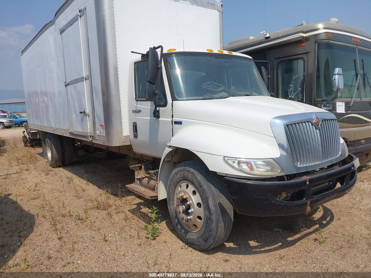 2013 INTERNATIONAL 4000 4300