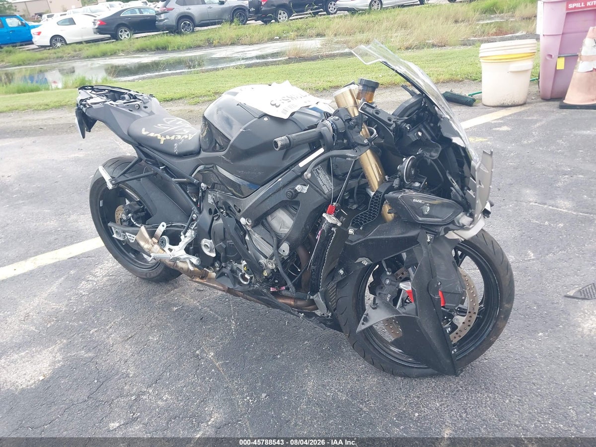 2026 BMW S 1000 RR