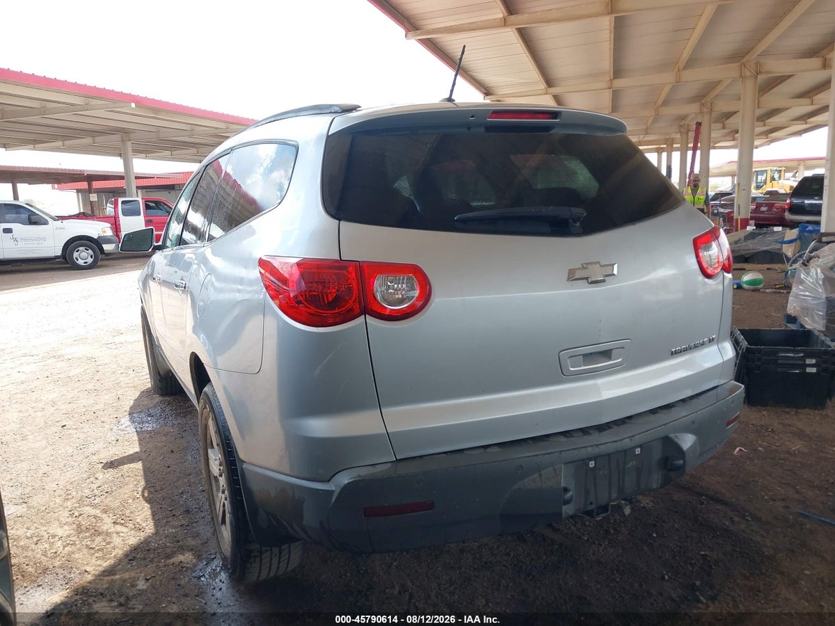 2011 CHEVROLET TRAVERSE LT W/1LT — снимка 3