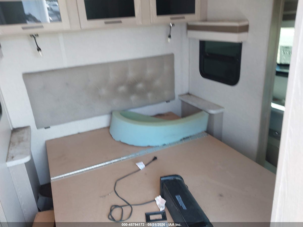 2023 FOREST RIVER ROCKWOOD TRAVEL TRAILER — снимка 5
