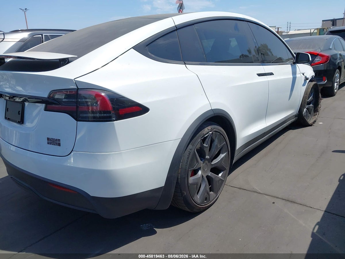 2026 TESLA MODEL X PLAID/SIGNATURE SERIES — photo 4