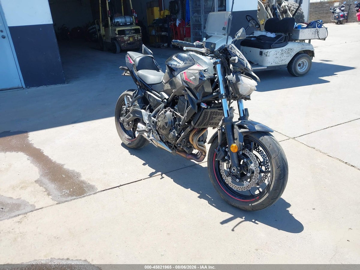 2025 KAWASAKI ER650 P