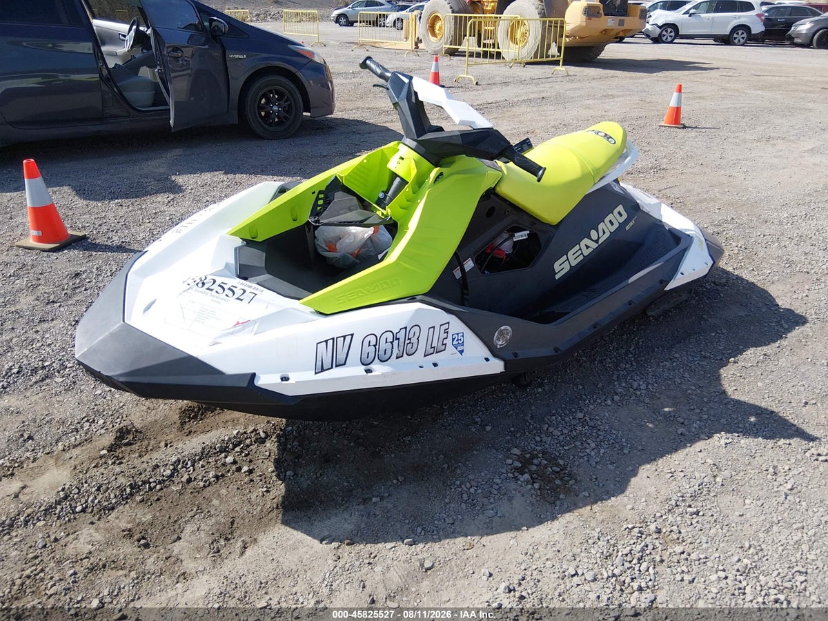 2023 SEADOO SPARK — photo 2