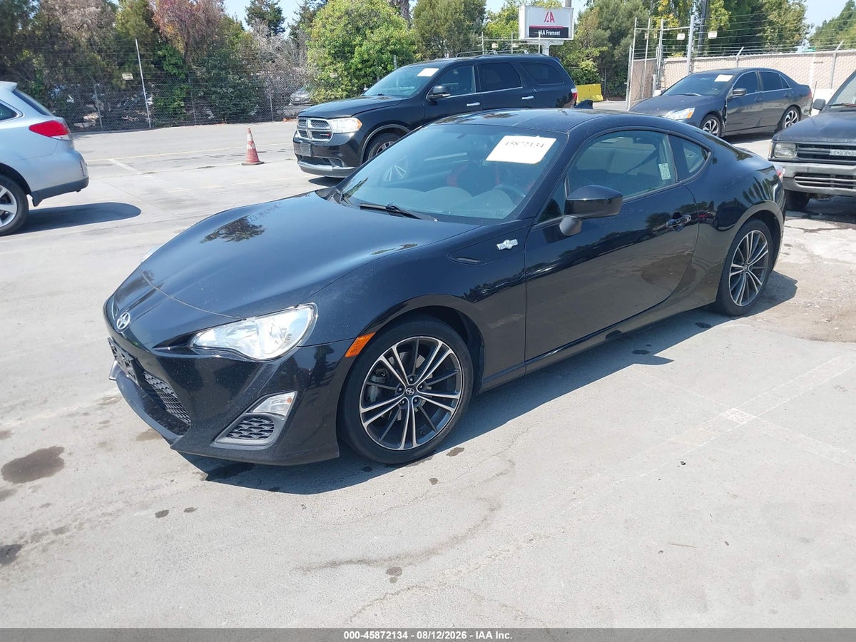 2015 SCION FR-S — снимка 2
