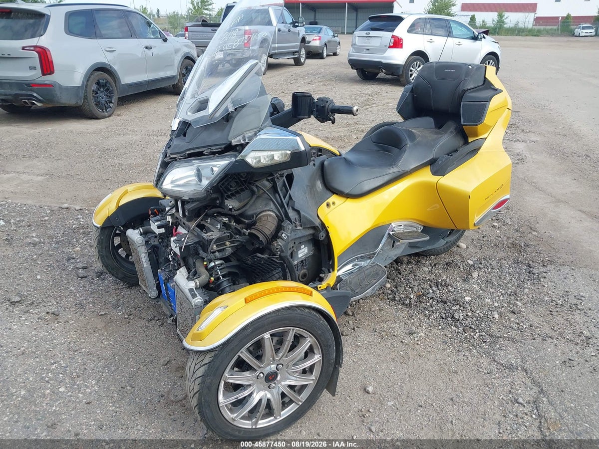 2015 CAN-AM SPYDER ROADSTER RT/RT-S/S SERIES/LTD — снимка 2