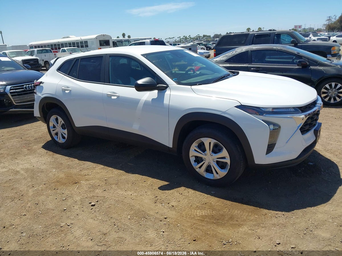 2026 CHEVROLET TRAX FWD LS