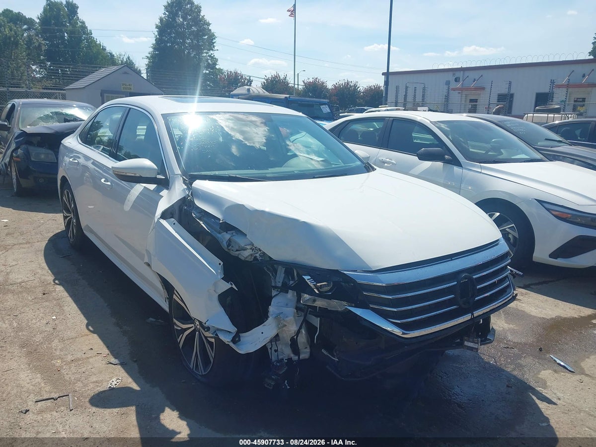 2022 VOLKSWAGEN PASSAT 2.0T SE