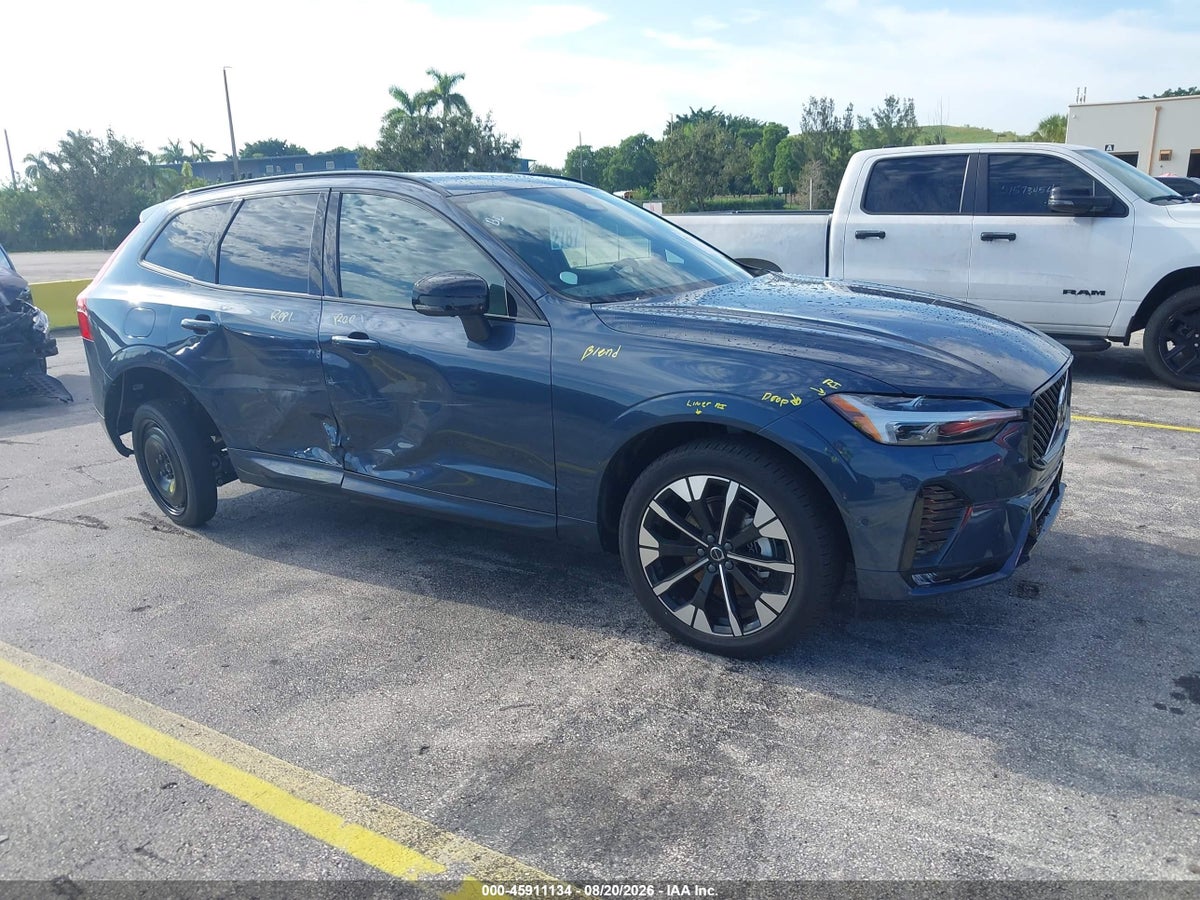 2026 VOLVO XC60 B5 PLUS