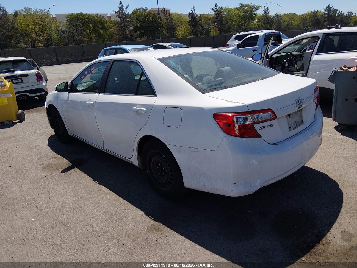 2012 TOYOTA CAMRY LE — снимка 3