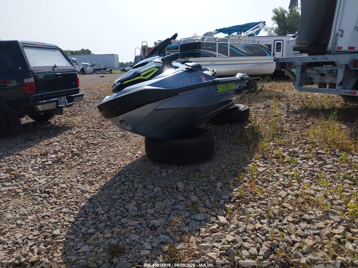 2024 SEADOO RXT — photo 2