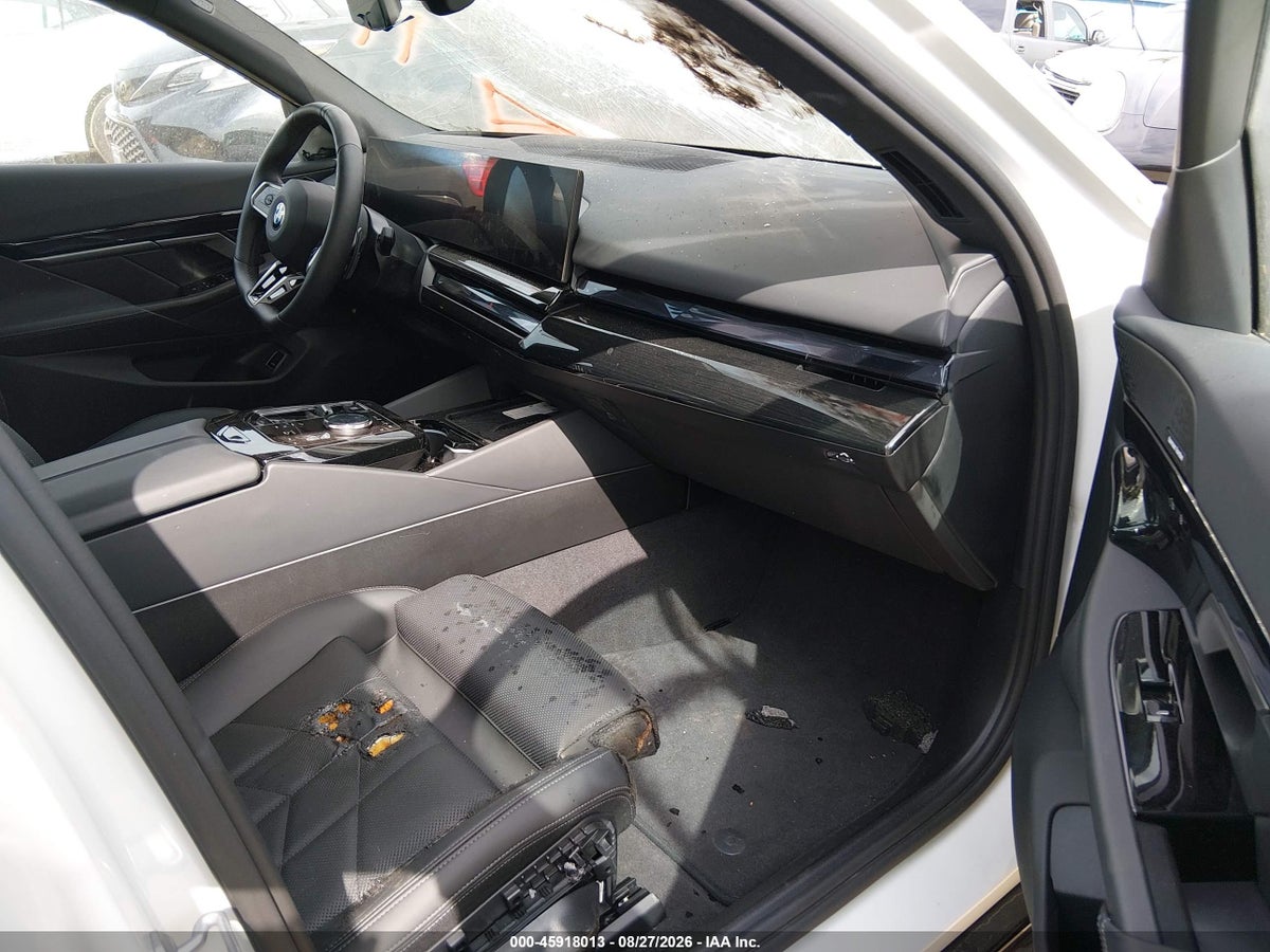 2026 BMW 540I XDRIVE — photo 5