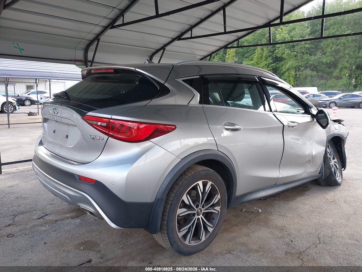 2019 INFINITI QX30 LUXE — photo 4