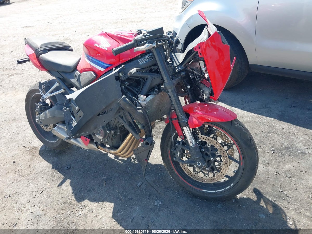 2026 HONDA CBR650 R