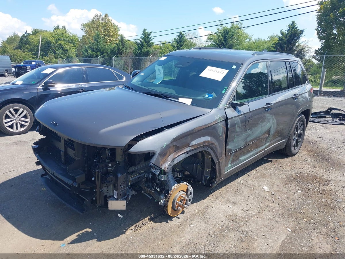 2026 JEEP GRAND CHEROKEE ALTITUDE 4X4 — снимка 2