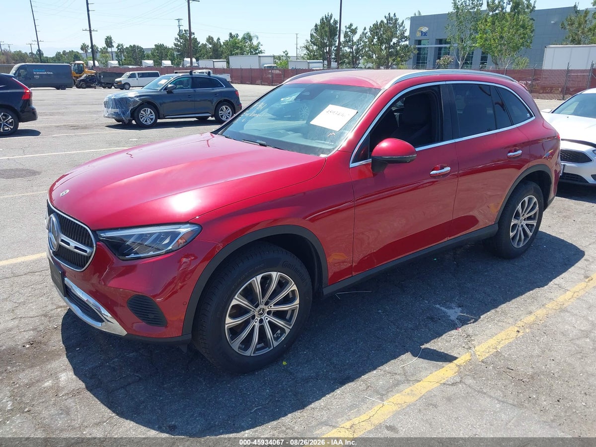 2026 MERCEDES-BENZ GLC 300 — снимка 2