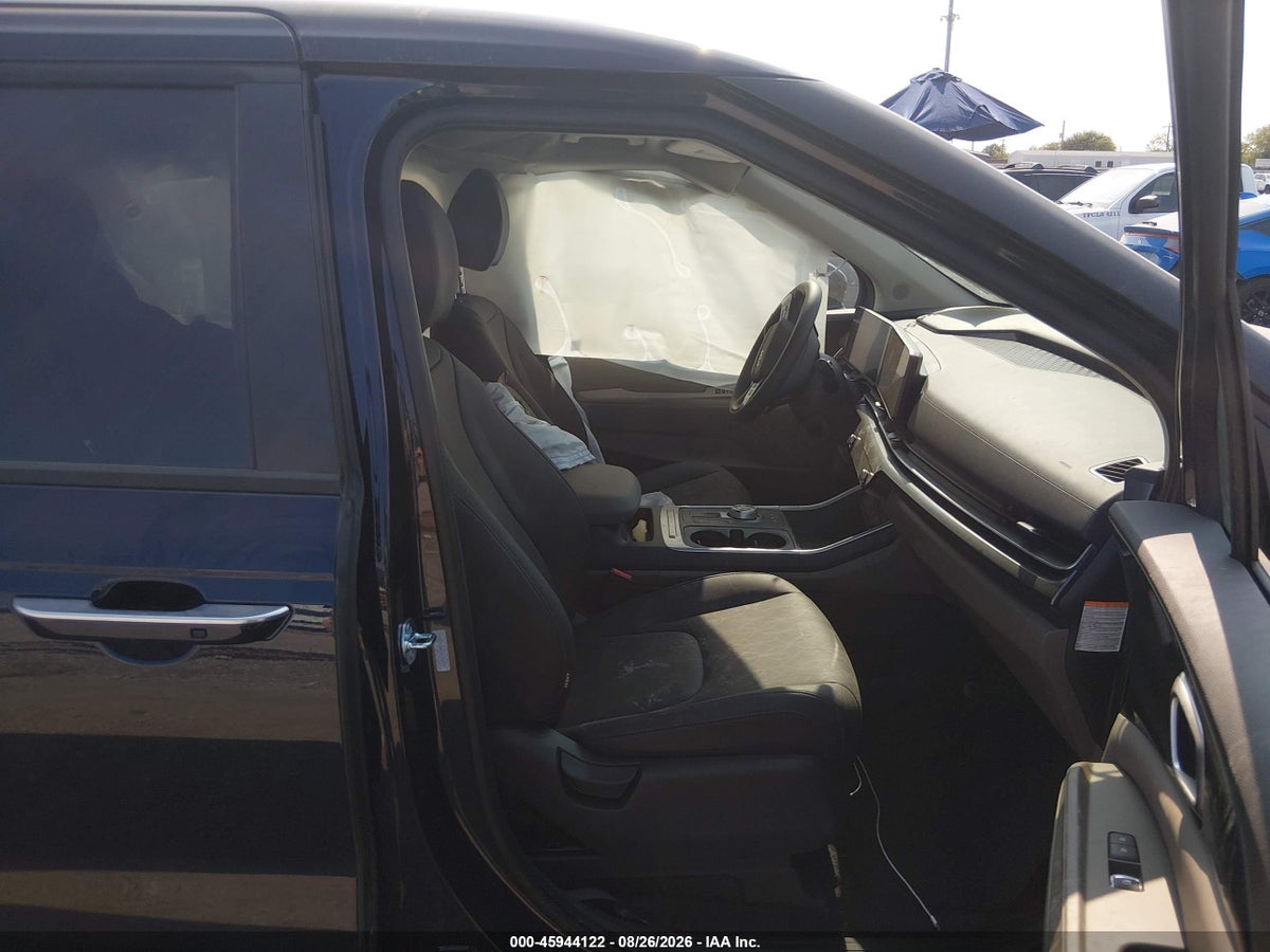 2027 KIA CARNIVAL HYBRID — photo 5