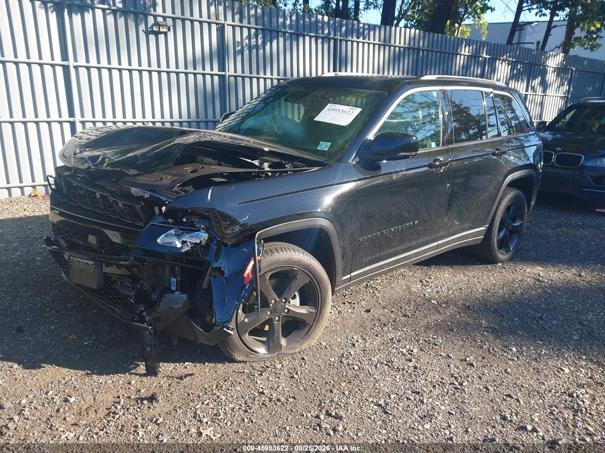 2026 JEEP GRAND CHEROKEE LIMITED 4X4 — photo 2