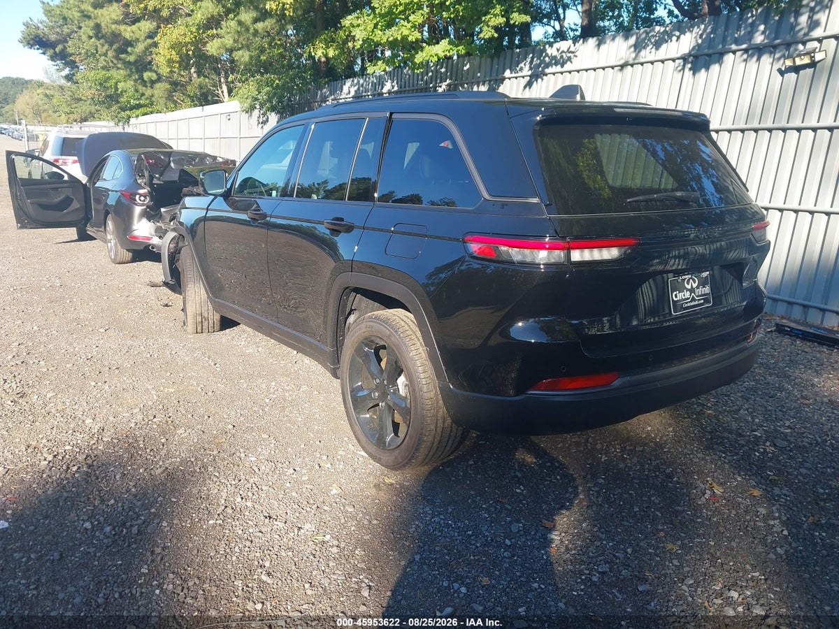 2026 JEEP GRAND CHEROKEE LIMITED 4X4 — photo 3