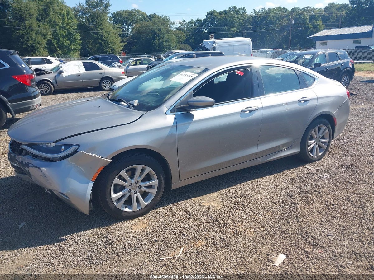 2017 CHRYSLER 200 LIMITED — photo 2
