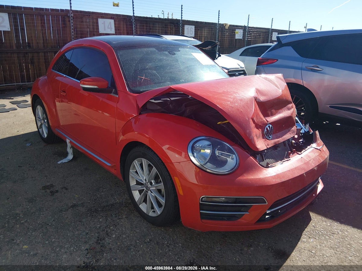 2019 VOLKSWAGEN BEETLE 2.0T SE
