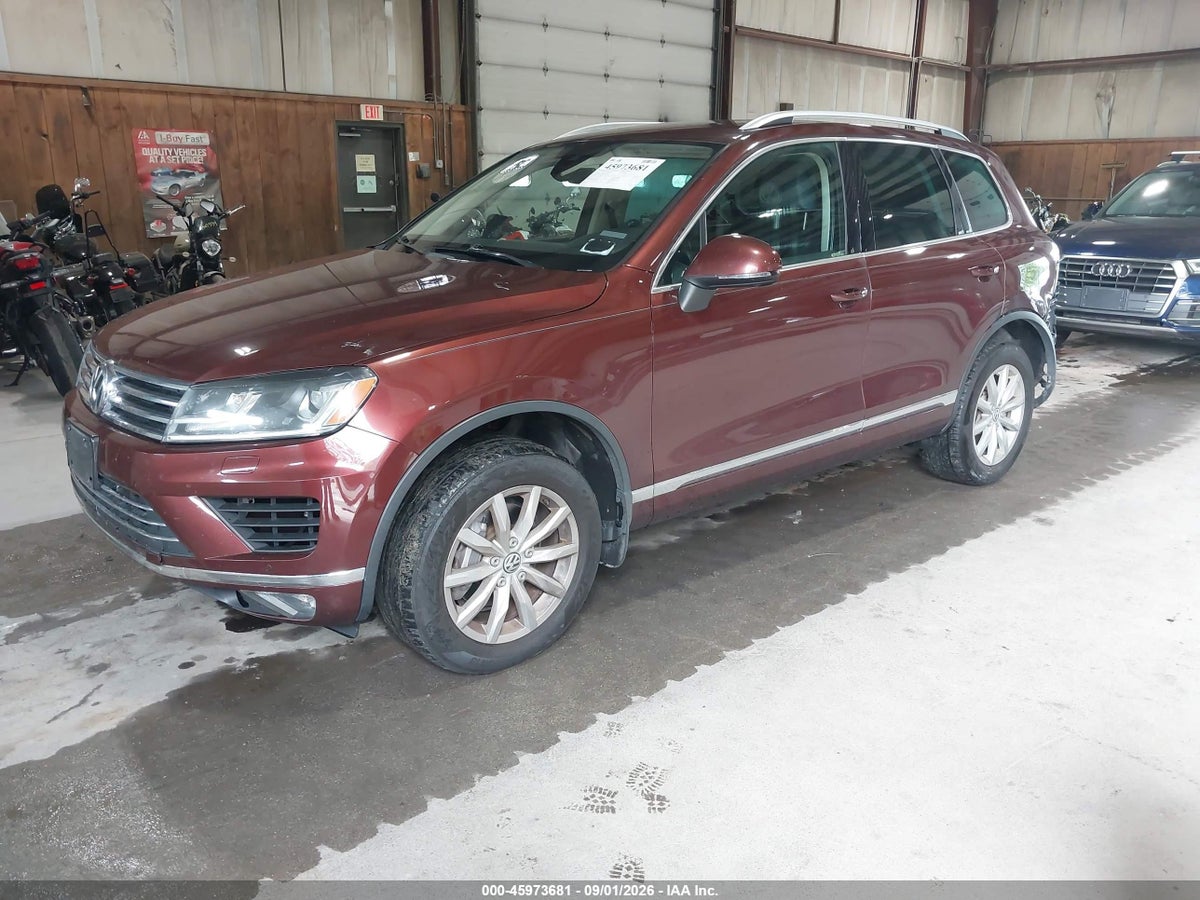 2017 VOLKSWAGEN TOUAREG V6 SPORT — снимка 2