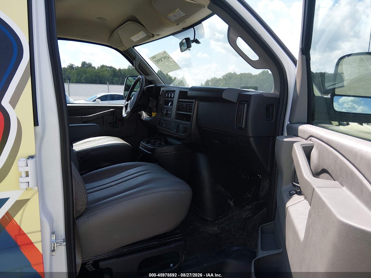 2025 CHEVROLET EXPRESS CARGO RWD 2500 REGULAR WHEELBASE WT — снимка 5