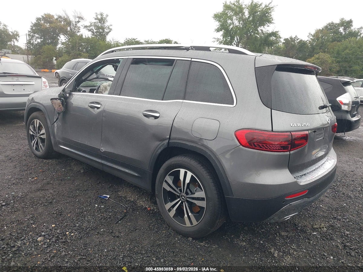 2026 MERCEDES-BENZ GLB 250 4MATIC — снимка 3