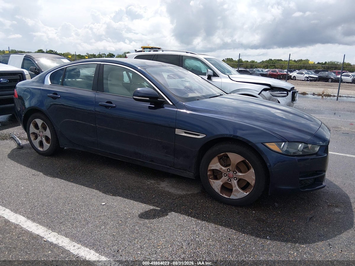 2017 JAGUAR XE 25T