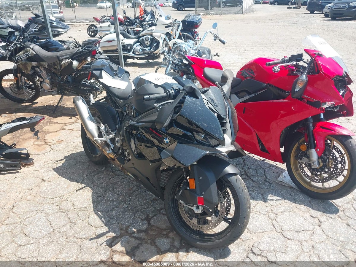 2026 BMW S 1000 RR