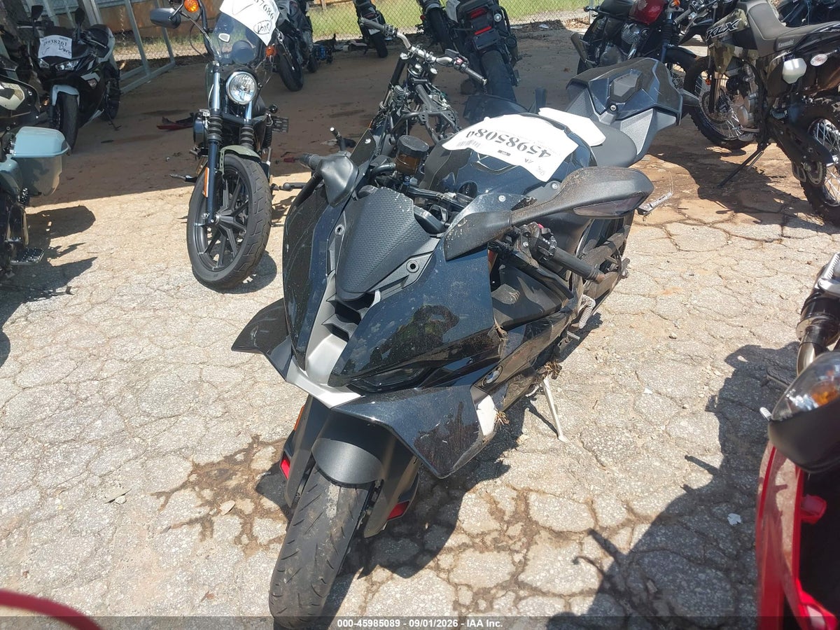 2026 BMW S 1000 RR — photo 2
